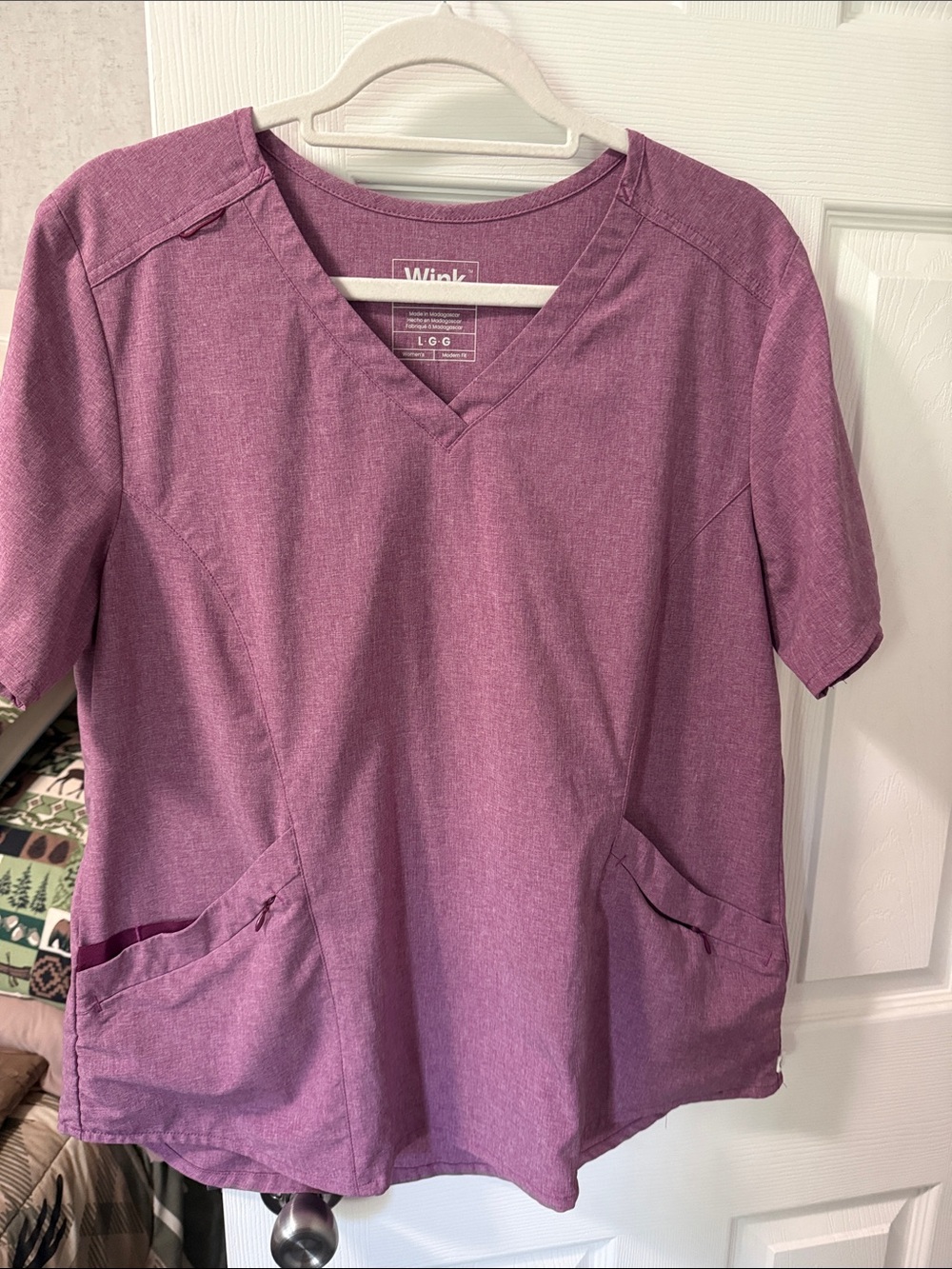 WonderWink Women's Renew V-Neck Scrub Top and Jogger Pants